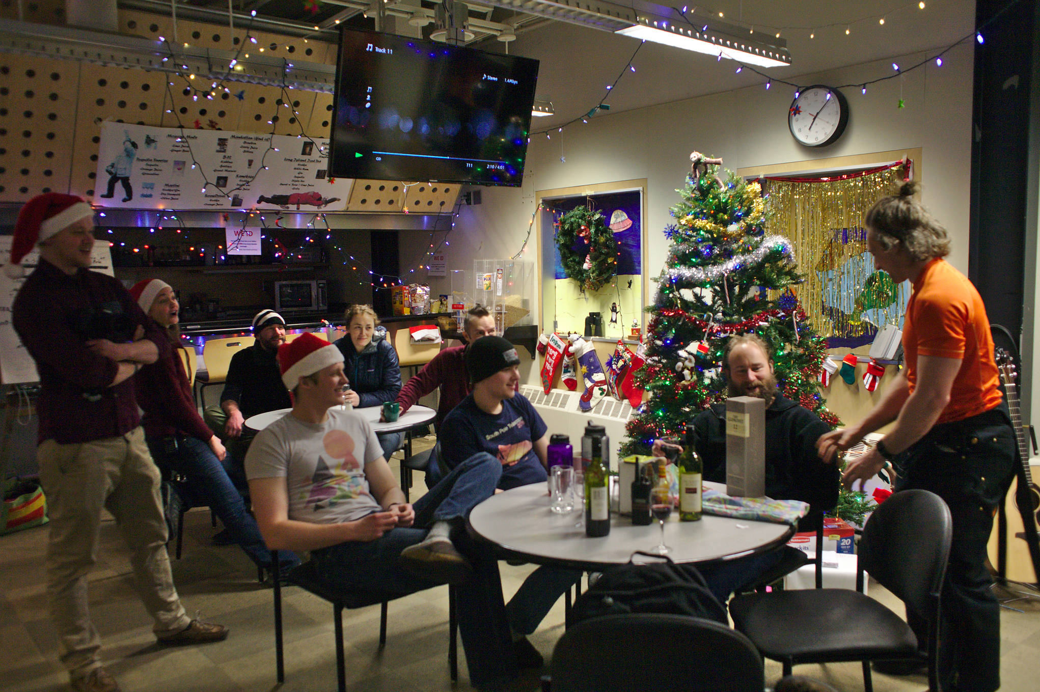 Gift exchange game