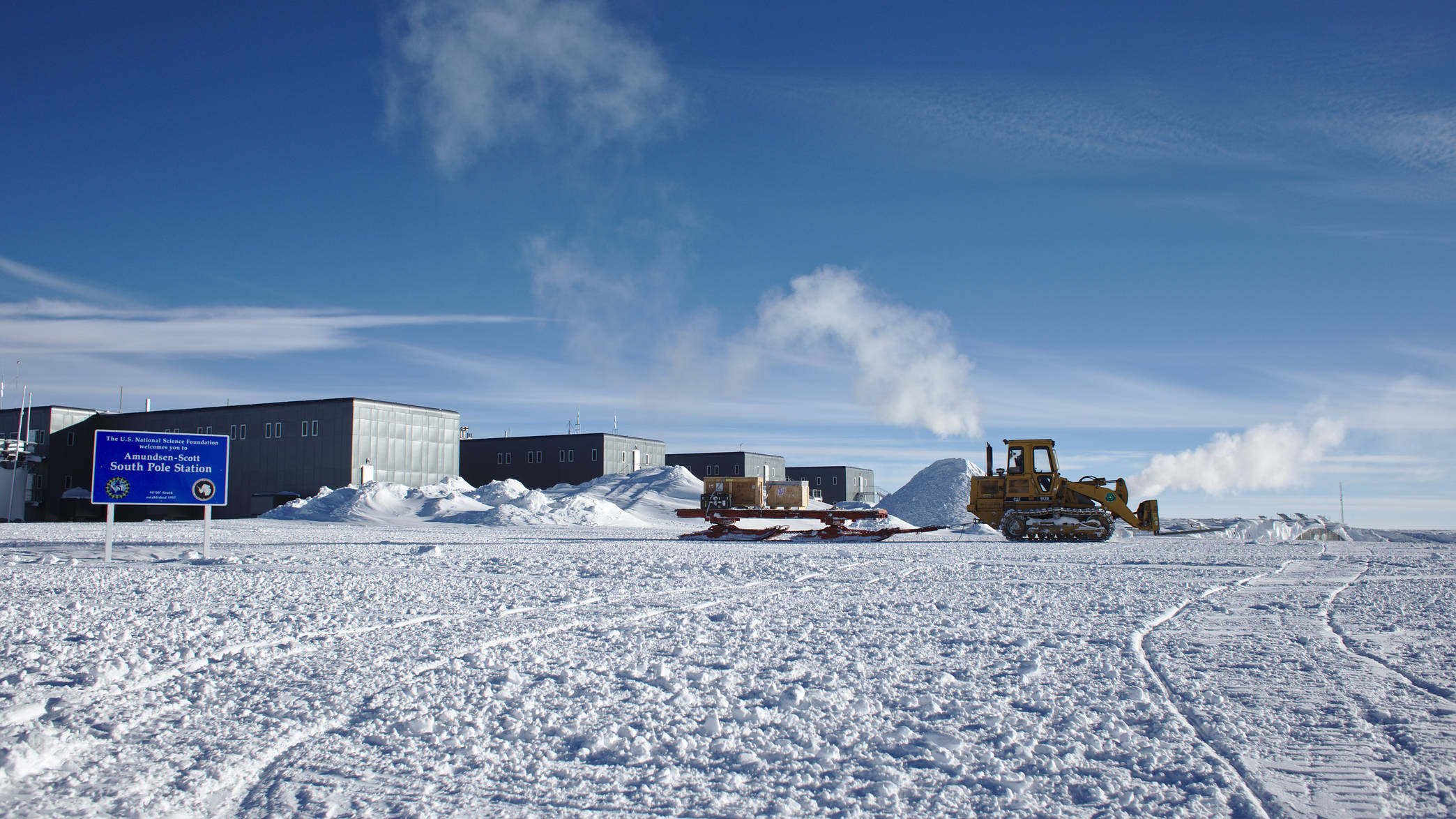 Three cargo crates passing by while we are waiting at the passenger terminal. Those crates will go onto the next Herc and contain the hard disks and read-out computers we used for EHT in April 2017