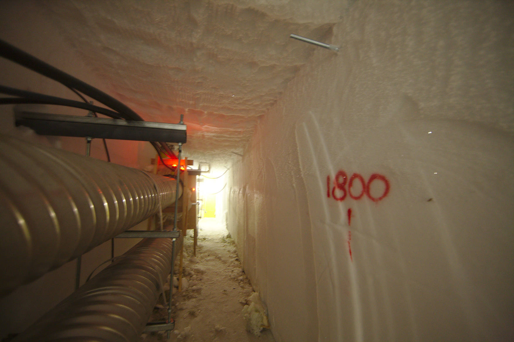 The main tunnel is about 600 meters / 1900 feet long